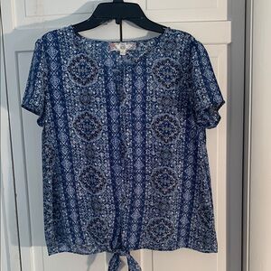 Pink Rose Blue & White Tie Front Blouse EUC